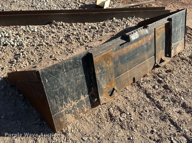 image for item ER8955 2014 New Holland C232 tracked skid steer loader