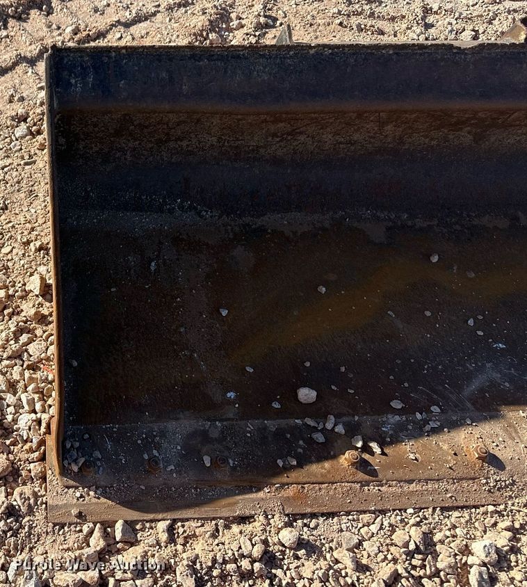 image for item ER8955 2014 New Holland C232 tracked skid steer loader