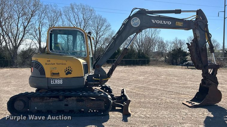 image for item ER8959 2006 Volvo ECR88 mini excavator