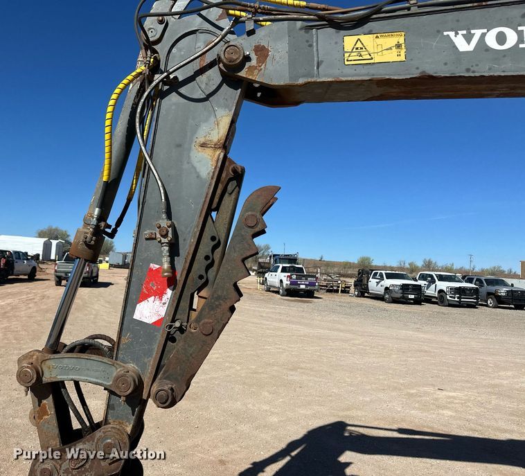 image for item ER8959 2006 Volvo ECR88 mini excavator