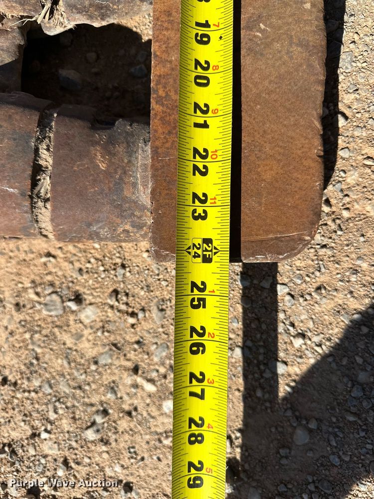 image for item ER8959 2006 Volvo ECR88 mini excavator