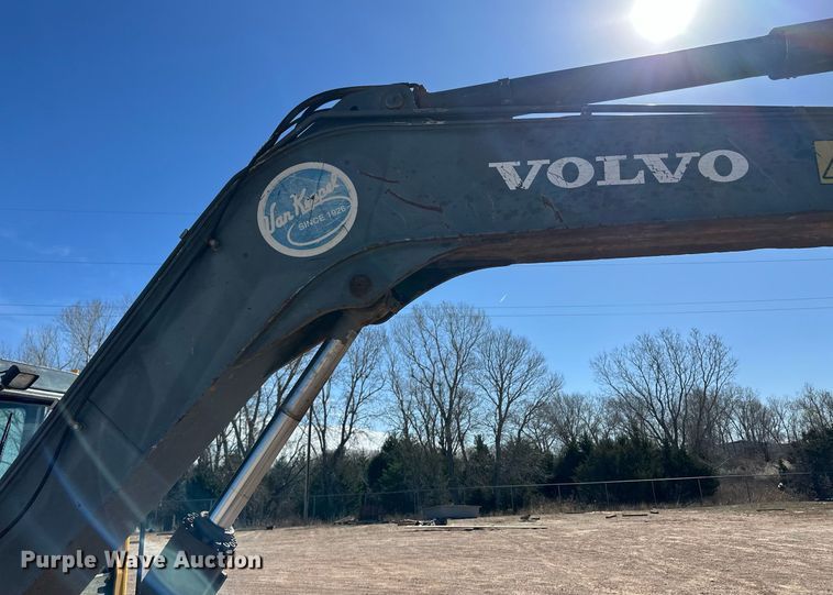 image for item ER8959 2006 Volvo ECR88 mini excavator