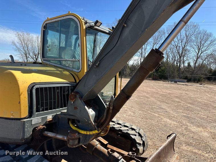 image for item ER8959 2006 Volvo ECR88 mini excavator