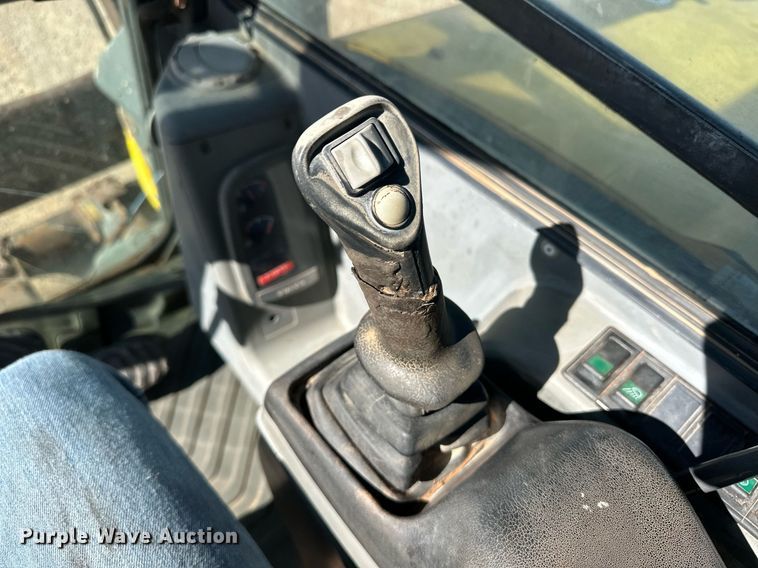 image for item ER8959 2006 Volvo ECR88 mini excavator