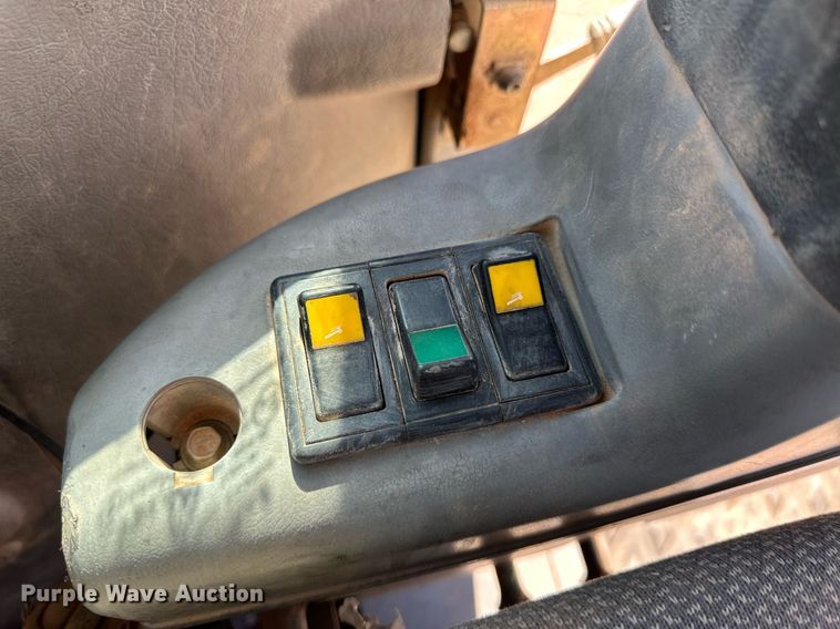 image for item ER8959 2006 Volvo ECR88 mini excavator