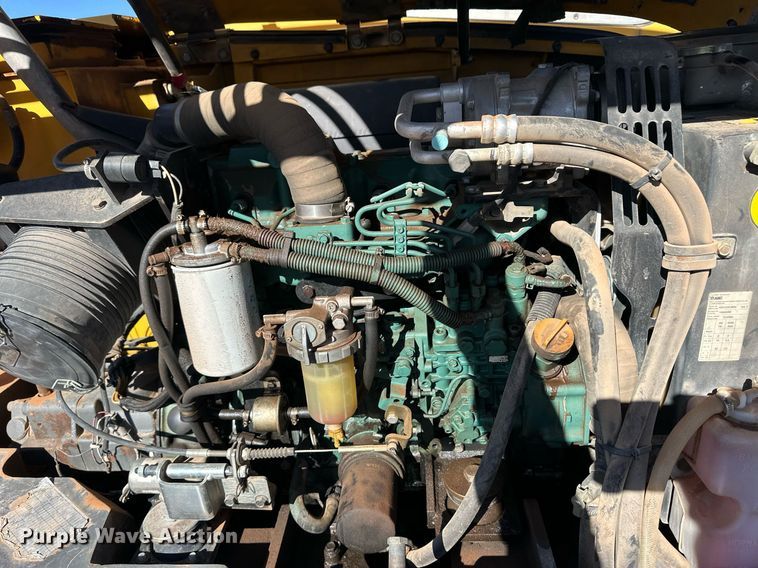 image for item ER8959 2006 Volvo ECR88 mini excavator