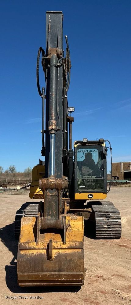 image for item ER8960 2012 John Deere 180G LC excavator