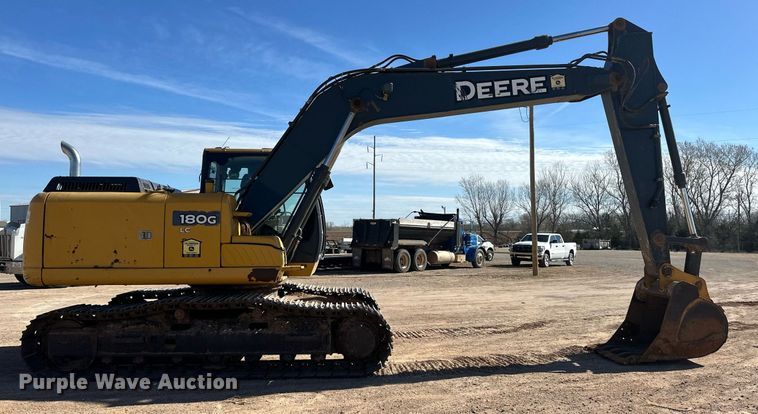 image for item ER8960 2012 John Deere 180G LC excavator