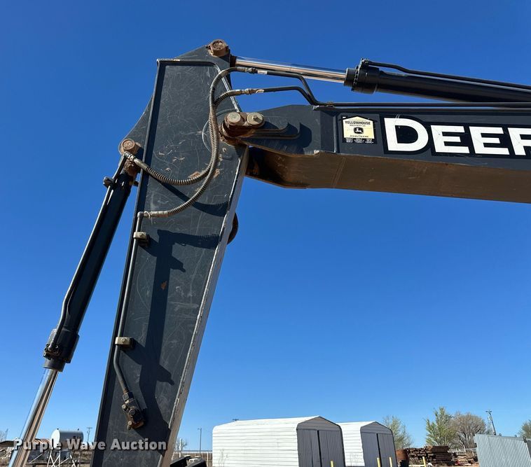 image for item ER8960 2012 John Deere 180G LC excavator