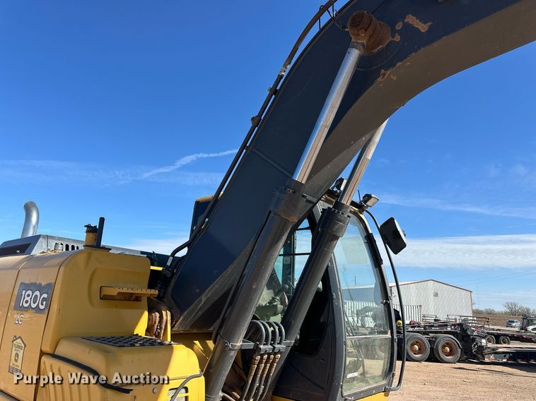 image for item ER8960 2012 John Deere 180G LC excavator