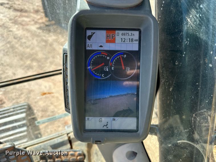 image for item ER8960 2012 John Deere 180G LC excavator