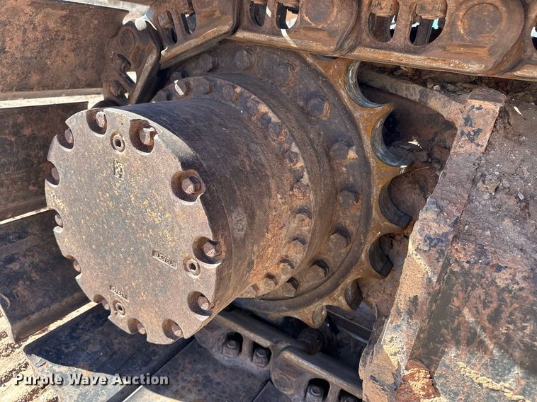 image for item ER8960 2012 John Deere 180G LC excavator