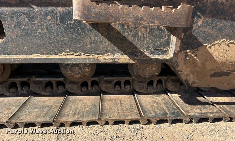 image for item ER8960 2012 John Deere 180G LC excavator