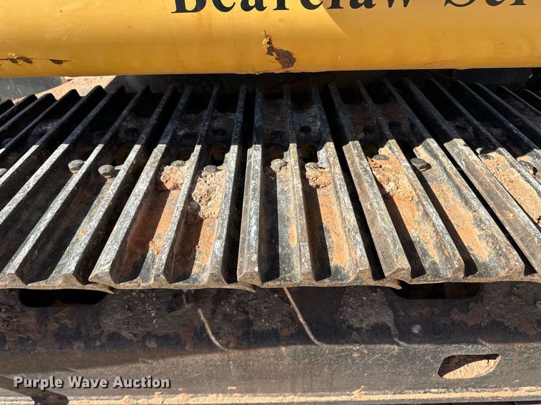 image for item ER8960 2012 John Deere 180G LC excavator