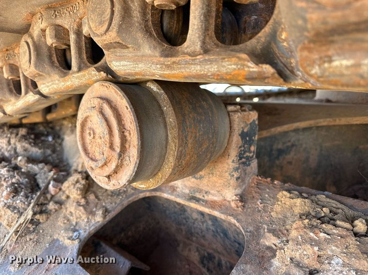 image for item ER8960 2012 John Deere 180G LC excavator