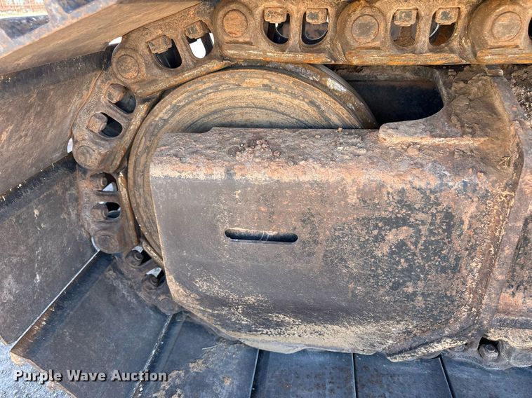 image for item ER8960 2012 John Deere 180G LC excavator