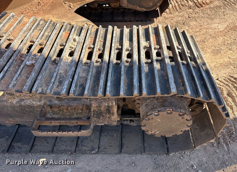 image for item ER8960 2012 John Deere 180G LC excavator