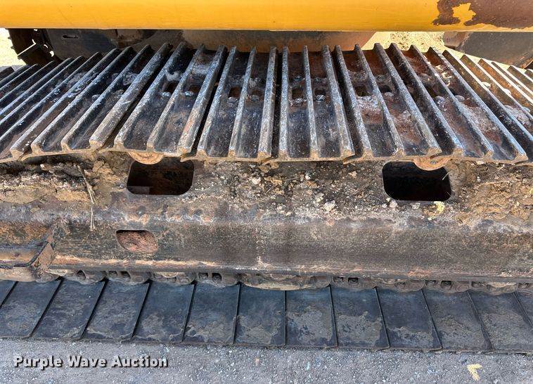 image for item ER8960 2012 John Deere 180G LC excavator