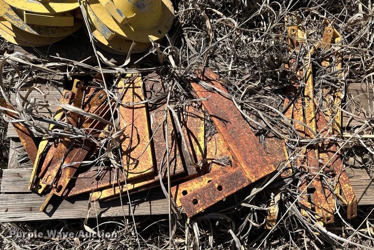 image for item ER8964 (9) pump jack pulley guards