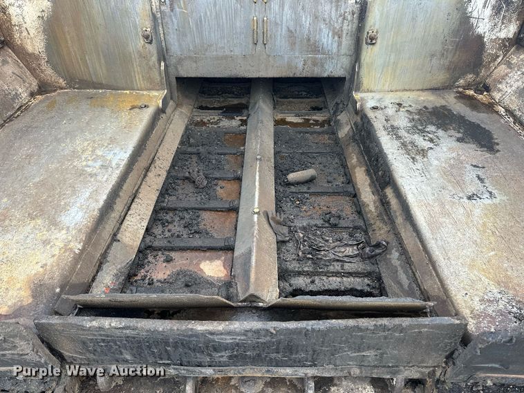 image for item ER8986 2002 Roadtec RP-155 paver