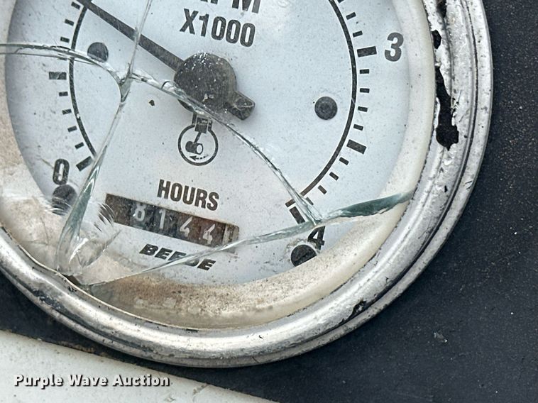 image for item ER8986 2002 Roadtec RP-155 paver