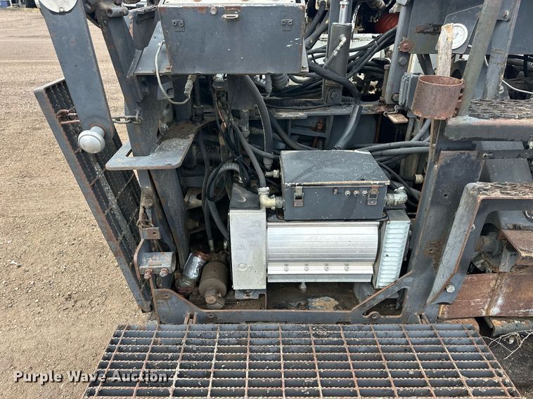 image for item ER8986 2002 Roadtec RP-155 paver