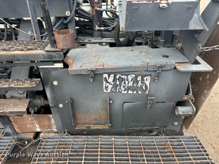 image for item ER8986 2002 Roadtec RP-155 paver