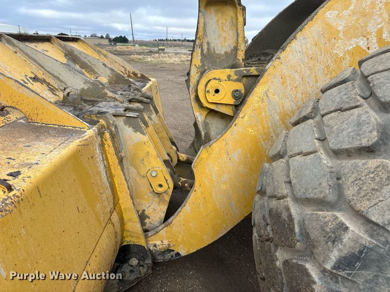 image for item ER8987 2003 Caterpillar 980G Series II wheel loader