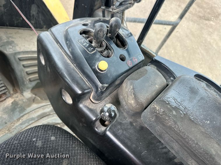 image for item ER8987 2003 Caterpillar 980G Series II wheel loader