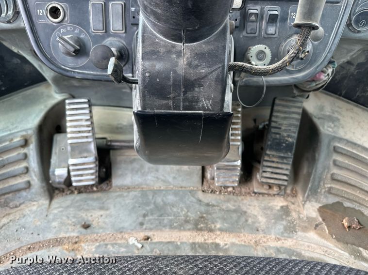 image for item ER8987 2003 Caterpillar 980G Series II wheel loader