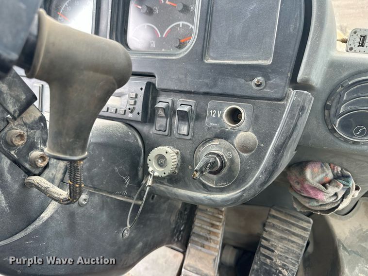 image for item ER8987 2003 Caterpillar 980G Series II wheel loader