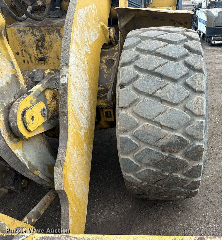 image for item ER8987 2003 Caterpillar 980G Series II wheel loader