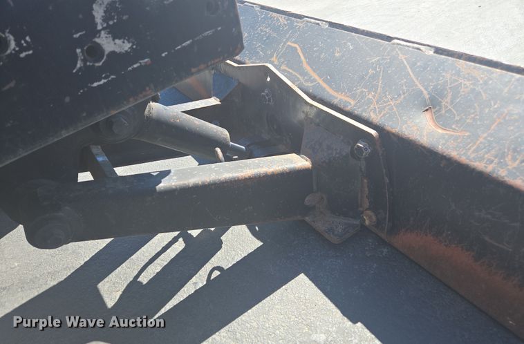 image for item FB9353 2006 Ditch Witch RT40 trencher