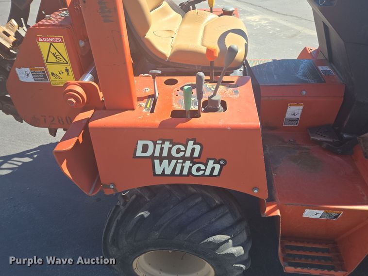 image for item FB9353 2006 Ditch Witch RT40 trencher