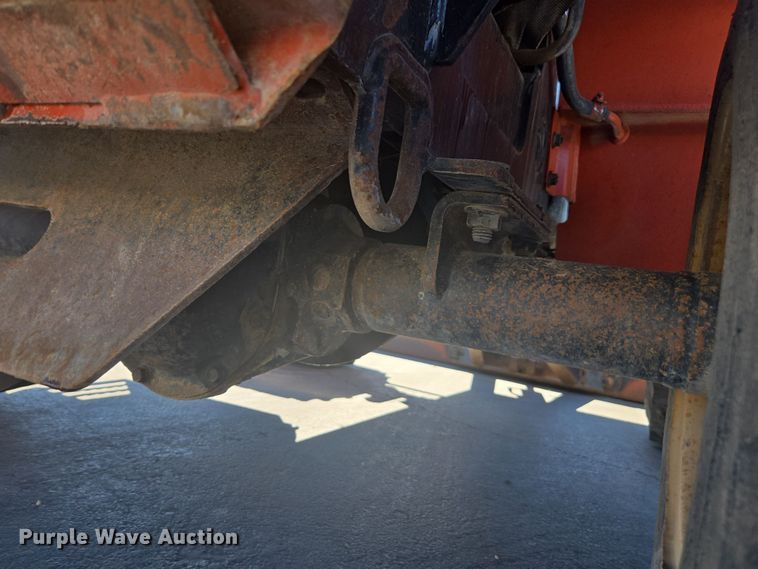 image for item FB9353 2006 Ditch Witch RT40 trencher