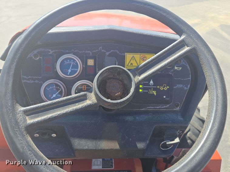 image for item FB9353 2006 Ditch Witch RT40 trencher