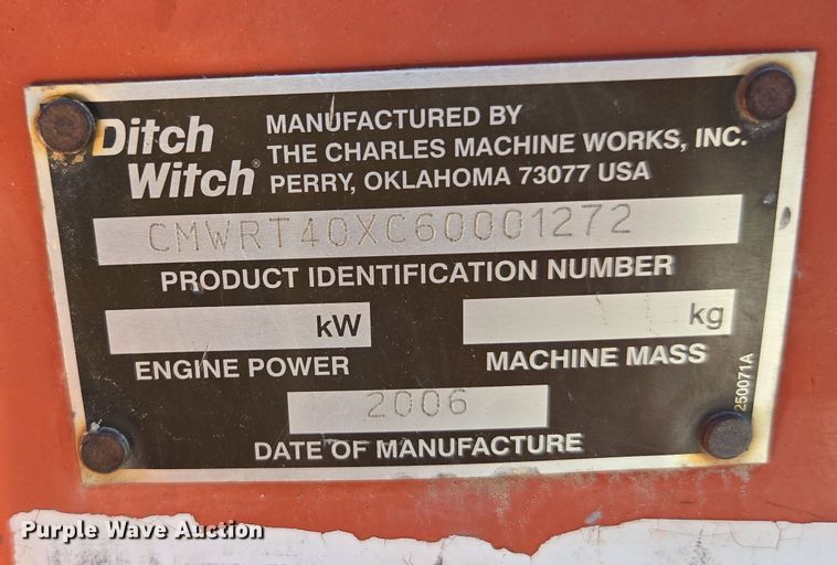 image for item FB9353 2006 Ditch Witch RT40 trencher