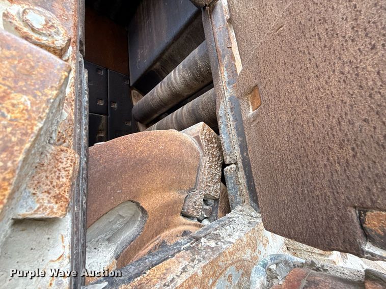 image for item MG9649 Cedarapids 4336 crusher