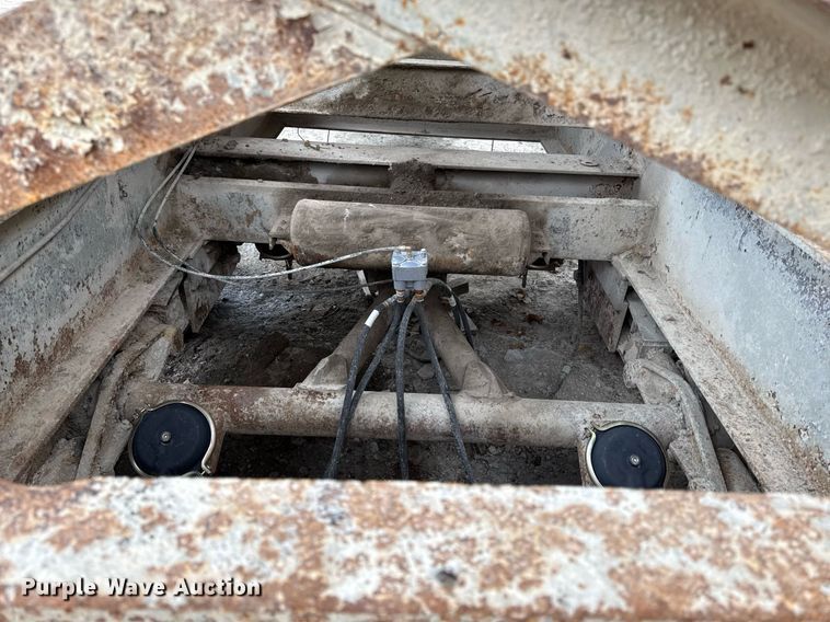 image for item MG9649 Cedarapids 4336 crusher