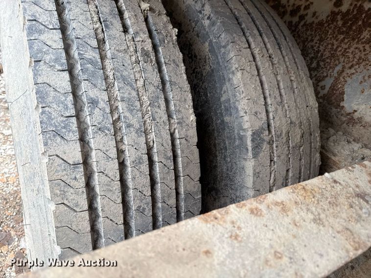 image for item MG9649 Cedarapids 4336 crusher