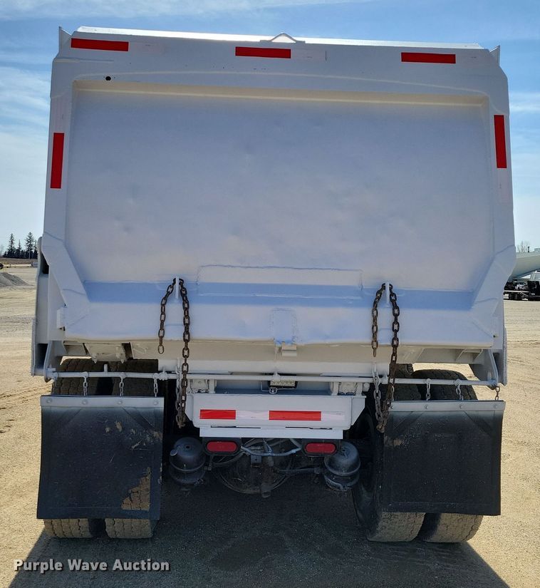 image for item NB9968 2006 Western Star 4900SA dump truck