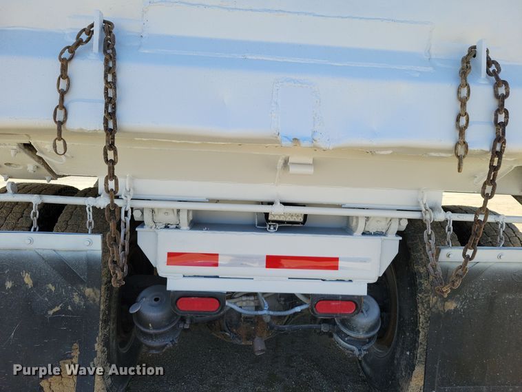 image for item NB9968 2006 Western Star 4900SA dump truck