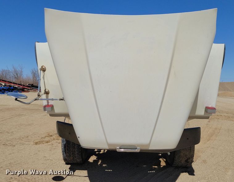 image for item NB9968 2006 Western Star 4900SA dump truck