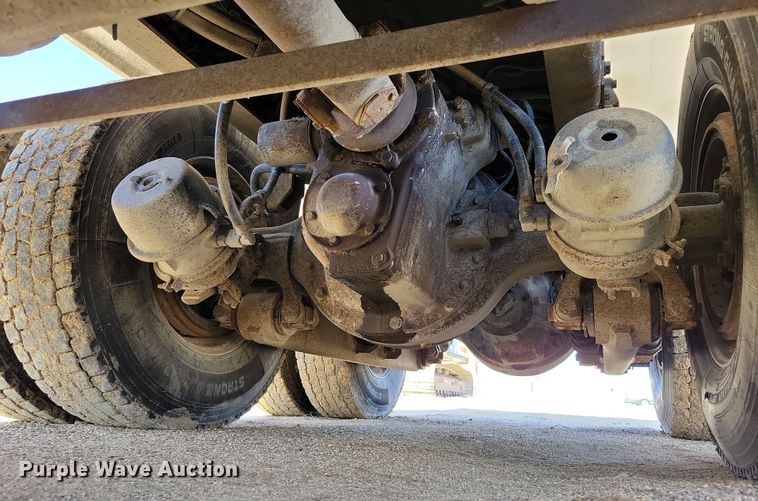 image for item NB9968 2006 Western Star 4900SA dump truck