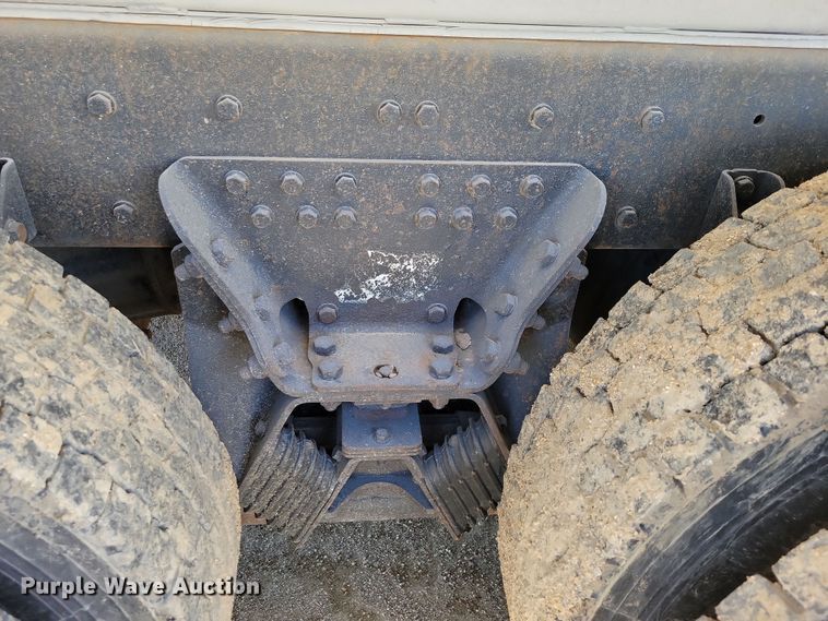 image for item NB9968 2006 Western Star 4900SA dump truck