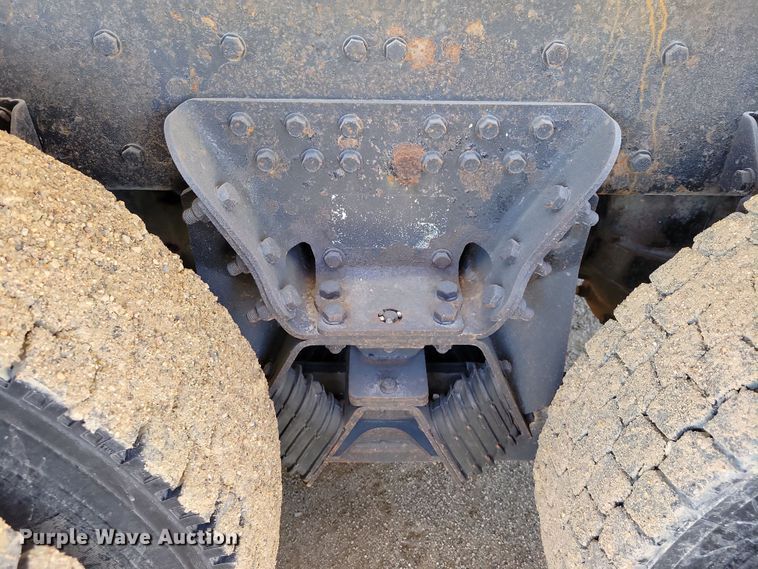 image for item NB9968 2006 Western Star 4900SA dump truck