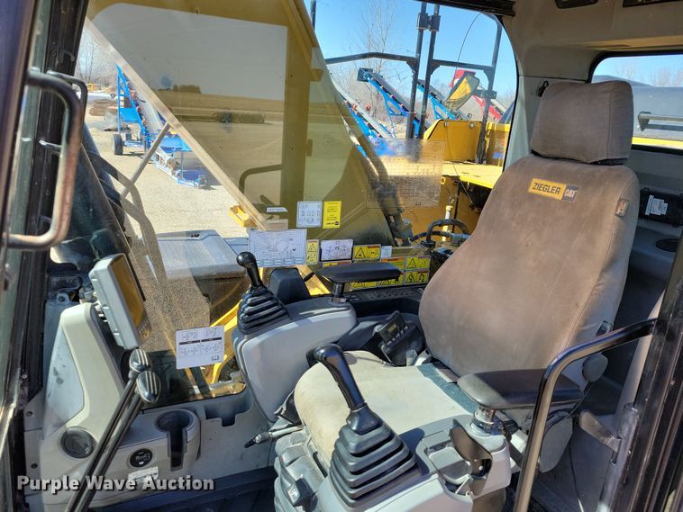 image for item NB9969 2013 Caterpillar 336E L excavator