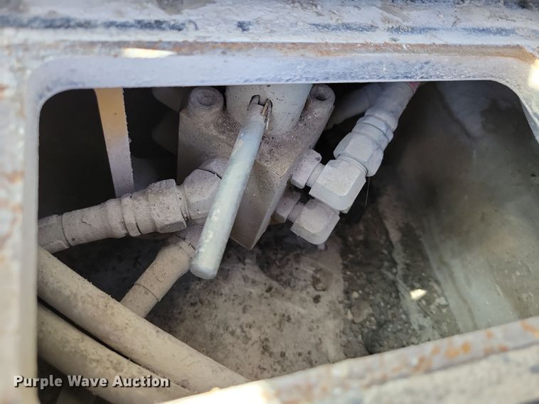 image for item NB9969 2013 Caterpillar 336E L excavator