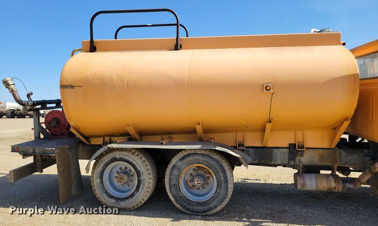 image for item NB9970 1979 Autocar Construcktor water truck