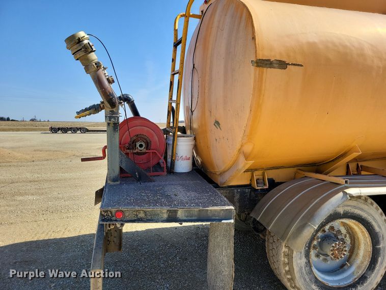 image for item NB9970 1979 Autocar Construcktor water truck